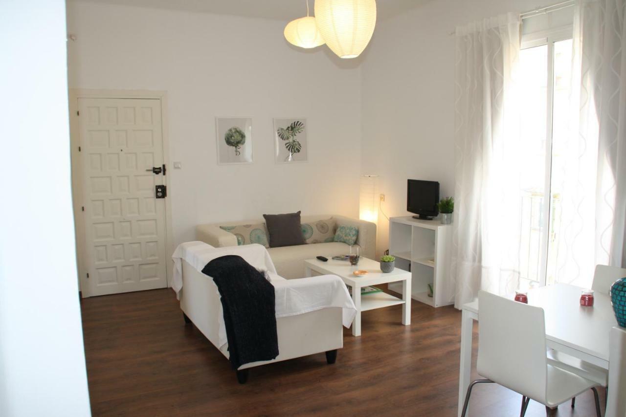Apartamento Tia Maria Daire Málaga Dış mekan fotoğraf