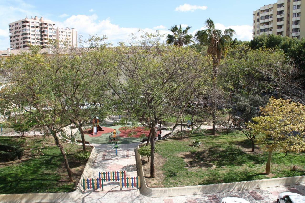Apartamento Tia Maria Daire Málaga Dış mekan fotoğraf