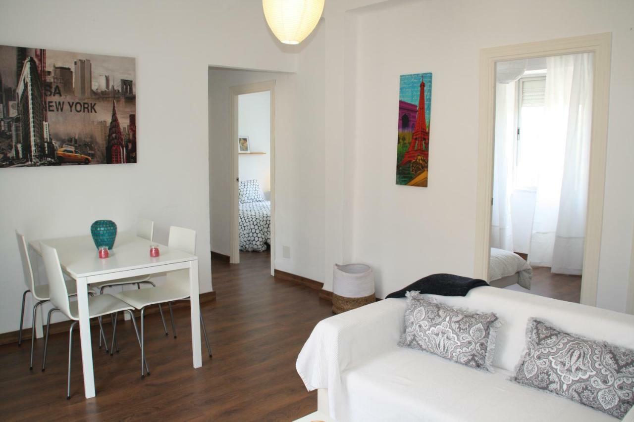 Apartamento Tia Maria Daire Málaga Dış mekan fotoğraf